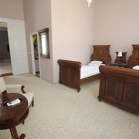 Twenty Bed & Breakfast 4*