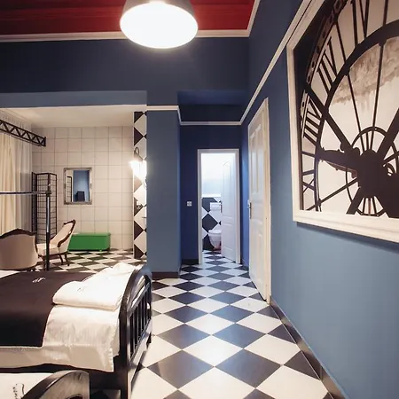 Twenty Bed & Breakfast